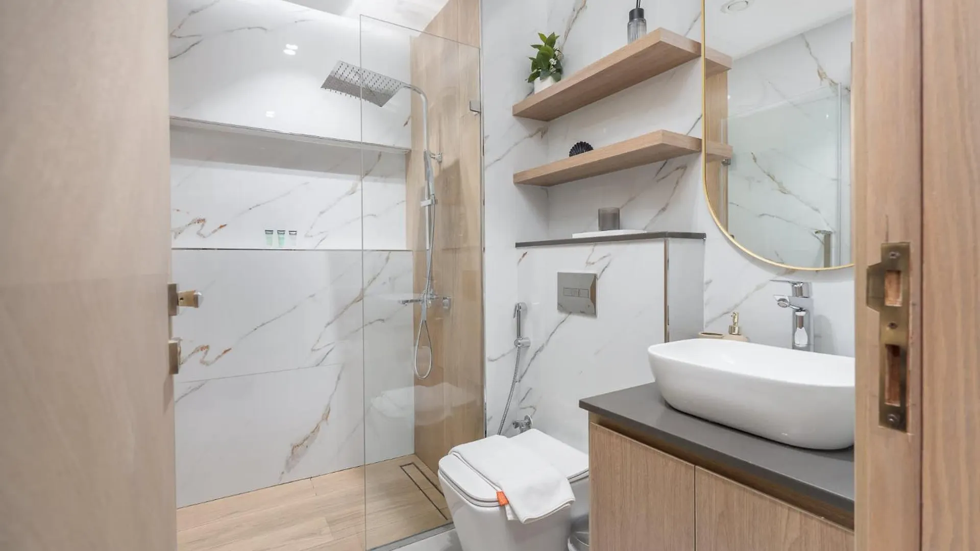 Studio Flat In Rokane G25 Near Five, Jvc Perfect For 2 Дубай 0*,  ОАЭ